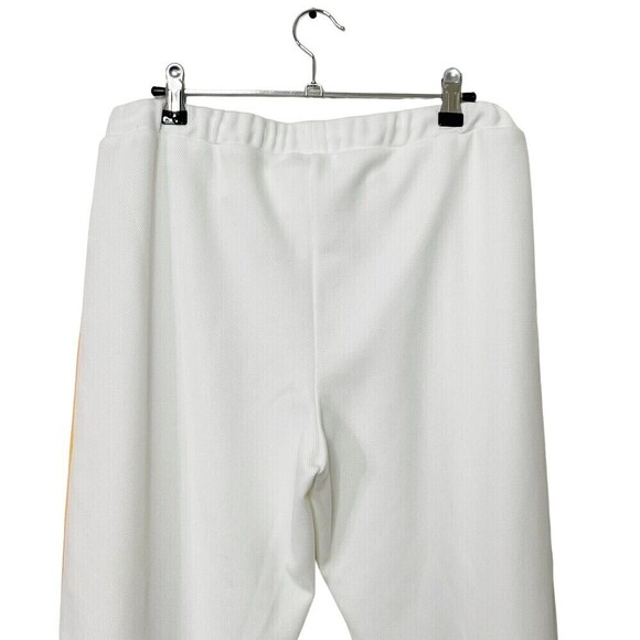 Welcome to my closet. - Picture 6 of 10